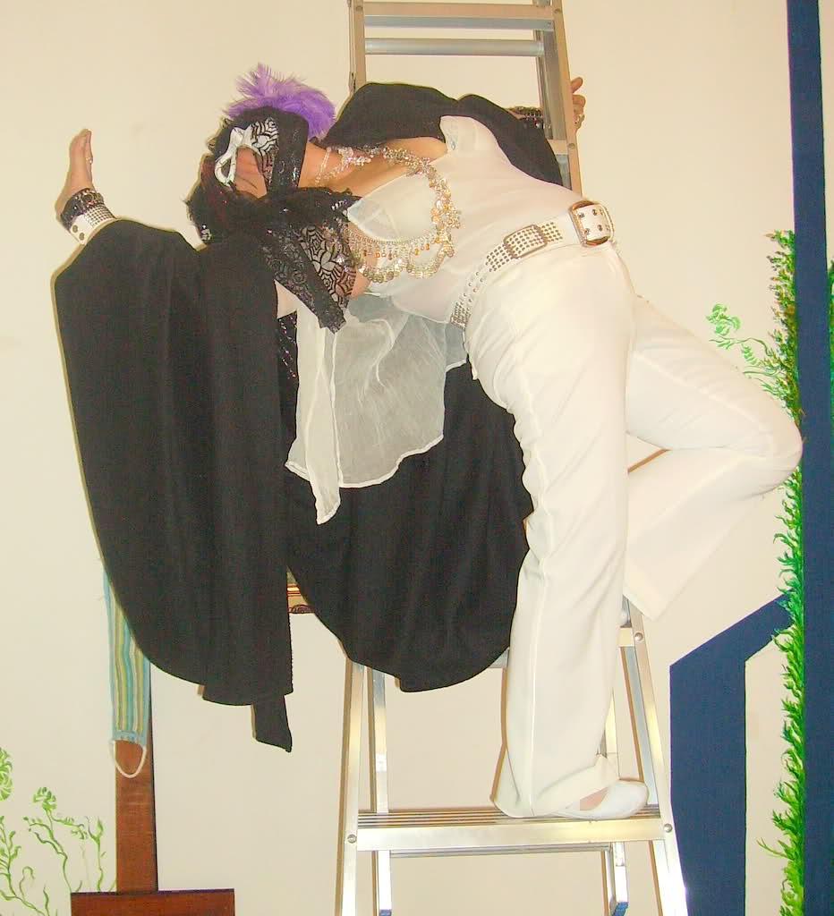 EloisaoDiosa salva a Venecia del Enemigo alado. Image and video hosting by TinyPic