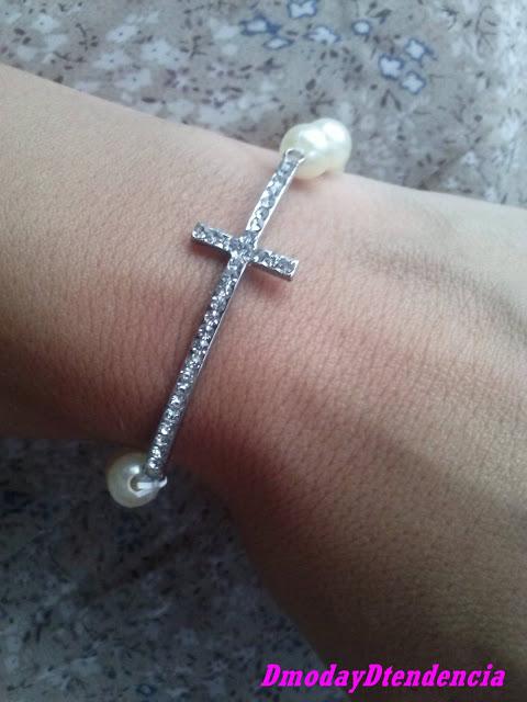 Mis nuevas pulseras.....................!!! pulsera-cruz