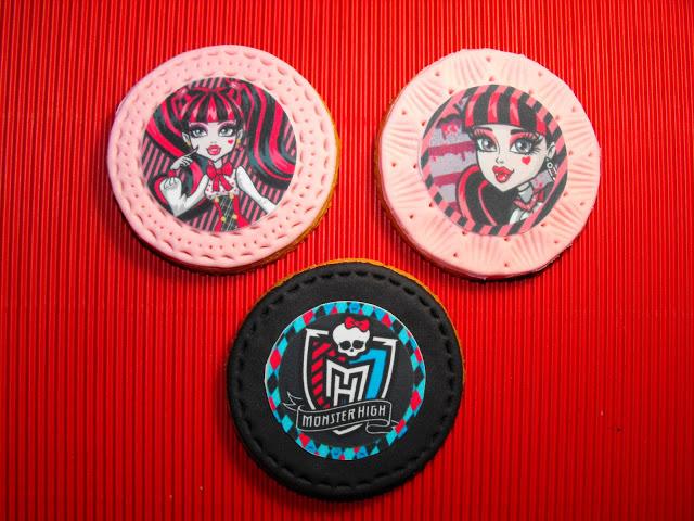 Galletas Moster High con Papel de Azúcar y fondant Galletas Moster High con Papel de Azúcar y fondant