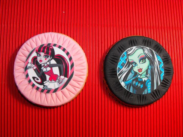 Galletas Moster High con Papel de Azúcar y fondant Galletas Moster High con Papel de Azúcar y fondant