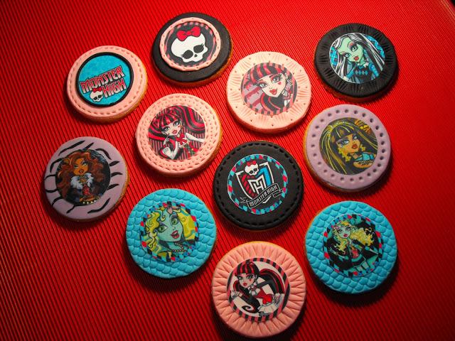 Galletas Moster High con Papel de Azúcar y fondant Galletas Moster High con Papel de Azúcar y fondant