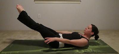 Ejercicio para vientre y piernas Ejercicio para vientre y piernas