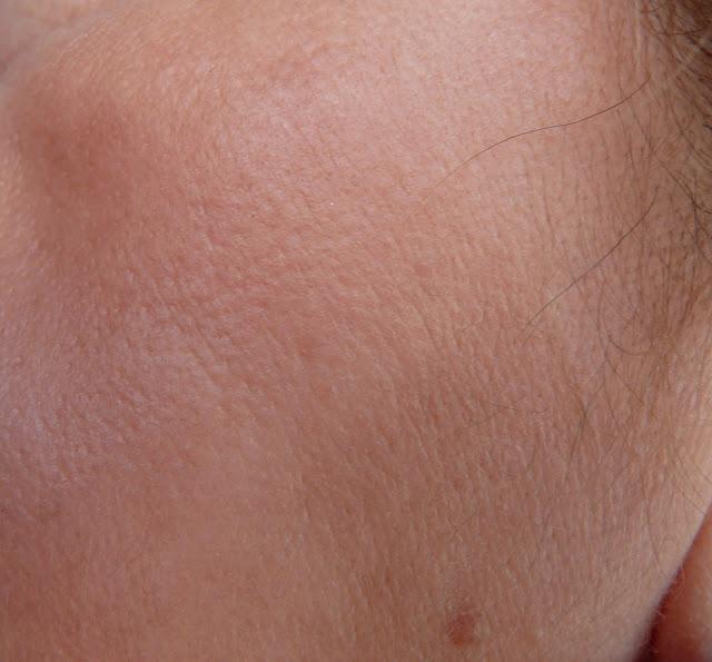 Look con Gel color Heliocare, corrector Peggy Sage, polvos Maderas y colorete Estee Lauder: piel mixta y piel seca Look con Gel color Heliocare, corrector Peggy Sage, polvos Maderas y colorete Estee Lauder: piel mixta y piel seca