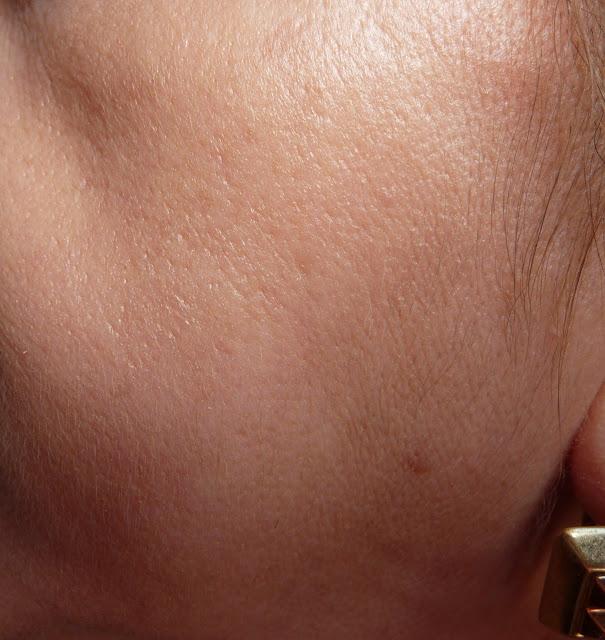 Look con Gel color Heliocare, corrector Peggy Sage, polvos Maderas y colorete Estee Lauder: piel mixta y piel seca Look con Gel color Heliocare, corrector Peggy Sage, polvos Maderas y colorete Estee Lauder: piel mixta y piel seca