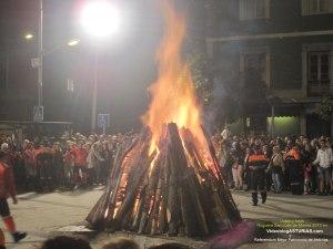 Hoguera  San Juan Mieres 2013 - Video y fotos