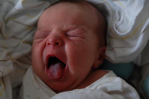 Los cerebros de las mujeres y los hombres responden diferente al llanto de un bebé llanto de un bebé