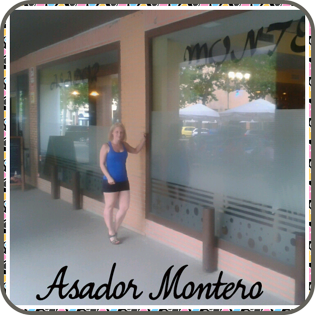 COMIENDO EN ASADOR MONTERO COMIENDO EN ASADOR MONTERO