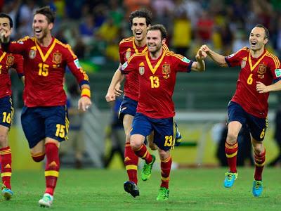 UNA ESPAÑA, QUE NO FUE ESPAÑA, JUGARÁ LA FINAL A COSTA DE UNA GRAN ITALIA UNA ESPAÑA, QUE NO FUE ESPAÑA, JUGARÁ LA FINAL A COSTA DE UNA GRAN ITALIA