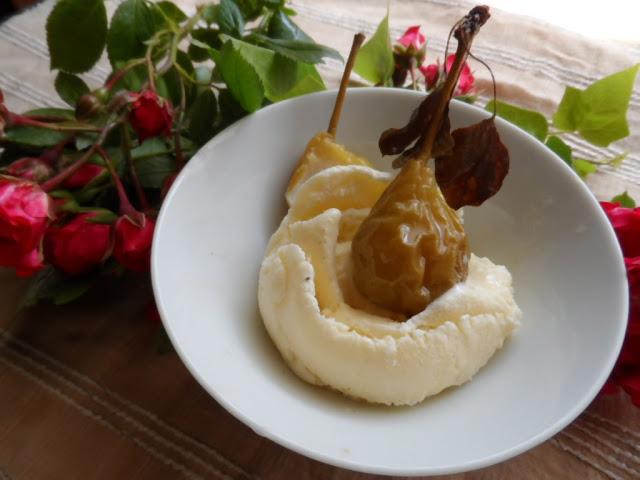 Helado de 3 Quesos y Tomates a la Vainilla Helado de 3 Quesos y Tomates a la Vainilla