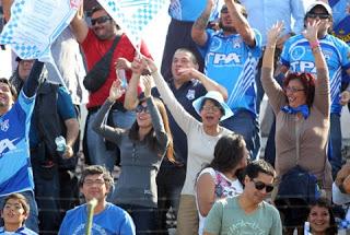AUMENTÓ EL PÚBLICO QUE ASISTE A ESTADIOS EN EL CAMPEONATO NACIONAL AUMENTÓ EL PÚBLICO QUE ASISTE A ESTADIOS EN EL CAMPEONATO NACIONAL