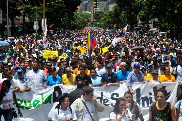 marcha-de-estudiantes-15950134.jpg