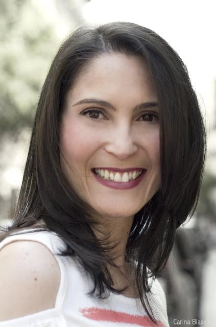 Descubriendo en Malasaña “Roland Salón” Descubriendo en Malasaña “Roland Salón”