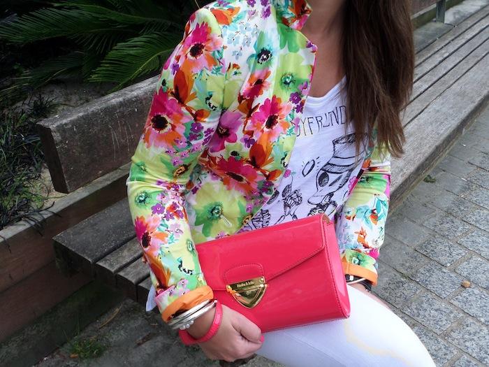 White & Framboise & Colorful flowers White & Framboise & Colorful flowers