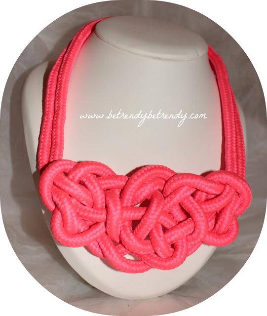 Collares de nudos Collares de nudos