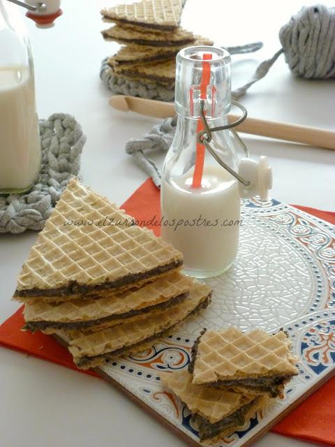 Barquillos Rellenos de Frosting de Oreo Barquillos Rellenos de Frosting de Oreo