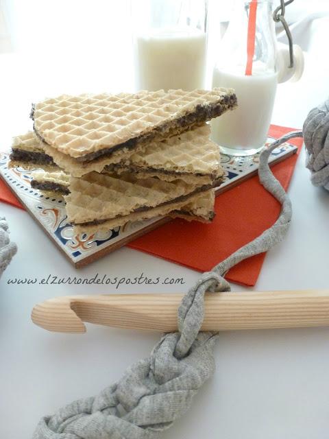 Barquillos Rellenos de Frosting de Oreo Barquillos Rellenos de Frosting de Oreo