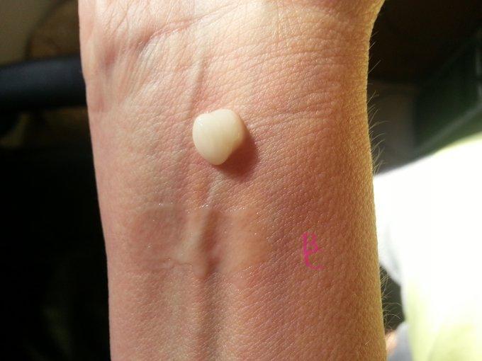 Arm Sculpt de Rodial, Crema Reafirmante para los Brazos arm sculpt rodial muestra1