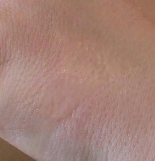 Es verano en “Cosmética en Acción” – el Spray Acelerador del Bronceado SPF30 de URESIM para lucir una piel bronceada Es verano en “Cosmética en Acción” – el Spray Acelerador del Bronceado SPF30 de URESIM para lucir una piel bronceada