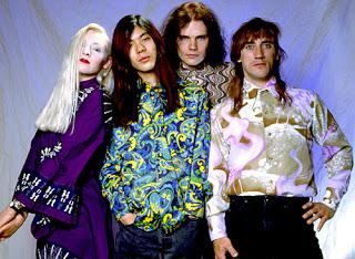 Pinchada dedicada a Smashing Pumpkins en Polyester Bar. Pinchada dedicada a Smashing Pumpkins en Polyester Bar.