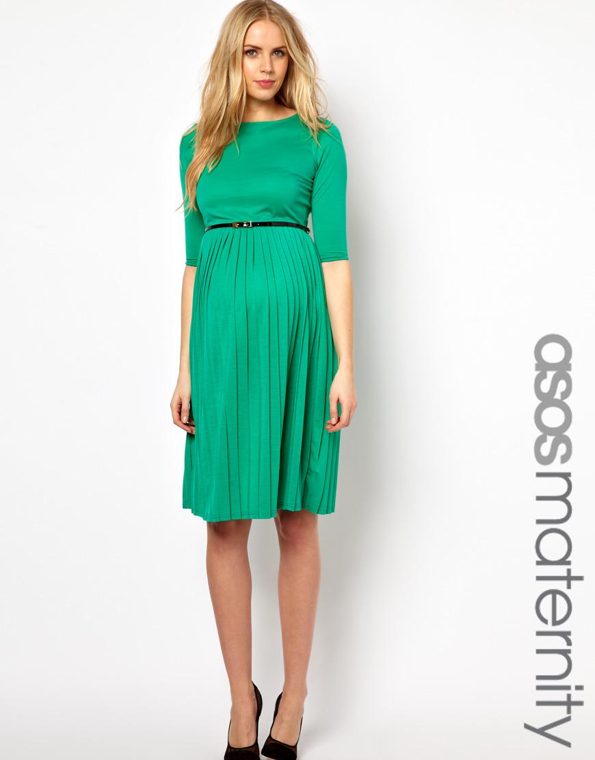 Mayo, mes de comuniones Mayo, mes de comuniones