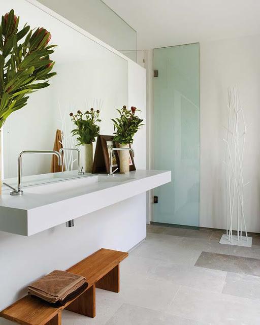 EN EL BAÑO EN EL BAÑO