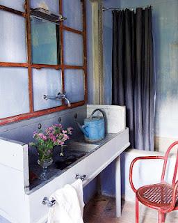 EN EL BAÑO EN EL BAÑO