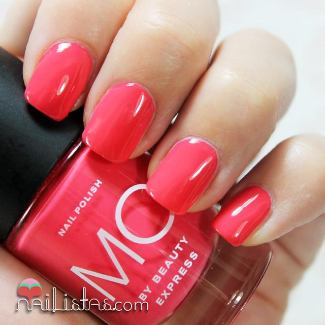 Swatch del esmalte coral nº 10 Mo by Beauty Express