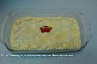 EMPANADA DE ATÚN, PIMIENTOS Y OLIVAS EMPANADA DE ATÚN, PIMIENTOS Y OLIVAS