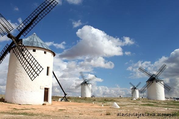 En busca de molinos por la Mancha... En busca de molinos por la Mancha...