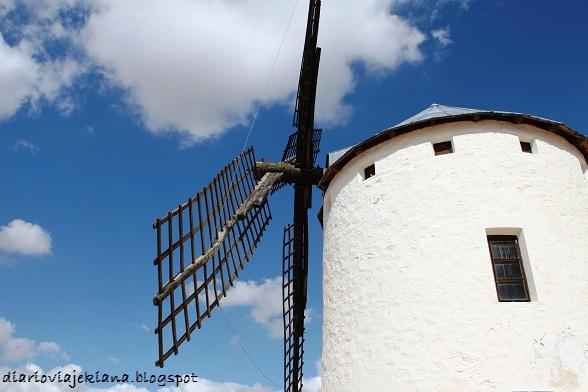 En busca de molinos por la Mancha... En busca de molinos por la Mancha...
