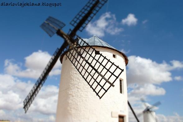 En busca de molinos por la Mancha... En busca de molinos por la Mancha...