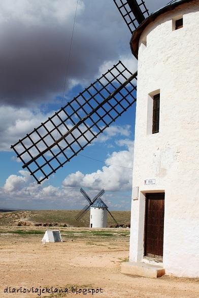 En busca de molinos por la Mancha... En busca de molinos por la Mancha...