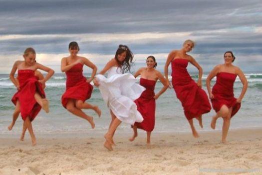 Vestidos de dama de honor para bodas en la playa
