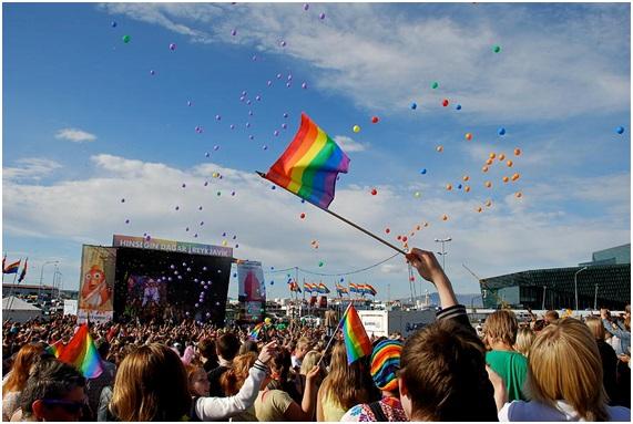 Reikiavik rompe con la homofobia de Moscú