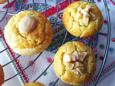 BOCADITOS DE ALMENDRA. ALMOND BITES