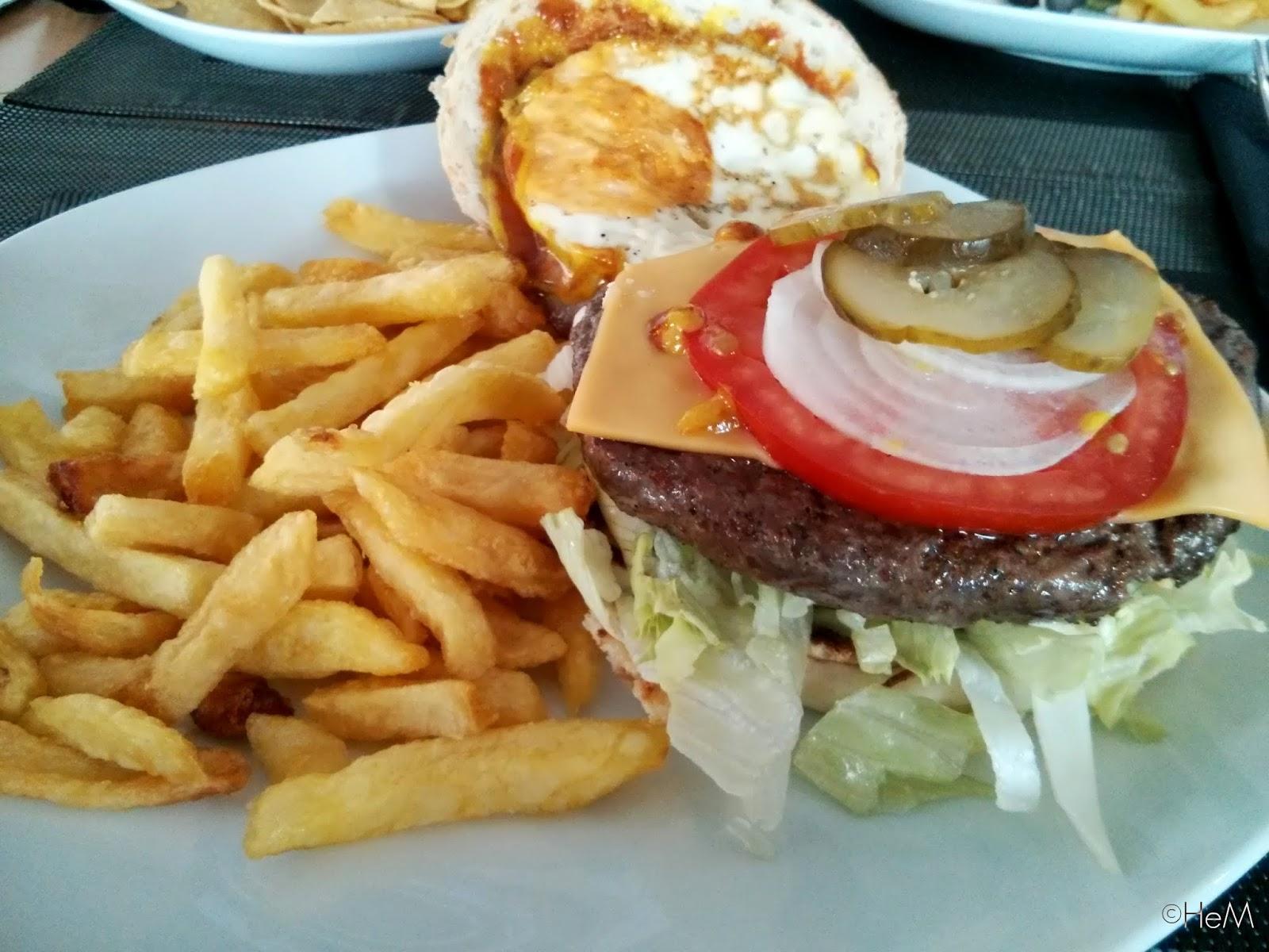 MAYE'S BISTRÓ: una sabrosa firma de autor. MAYE'S BISTRÓ: una sabrosa firma de autor.