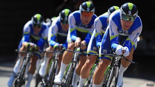 Cómo la tecnología ayuda a ganar centímetros en una carrera Equipo Orica GreenEdge
