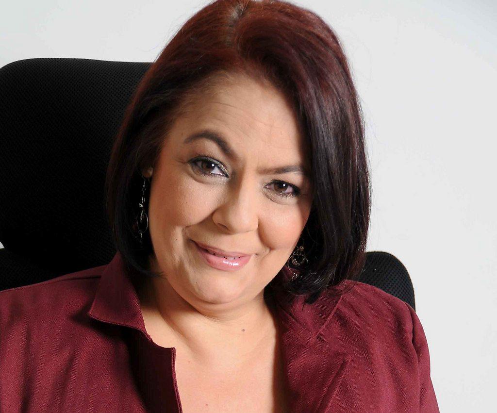 Julián Conrado ¿¿¿y tú qué??? Virginia King