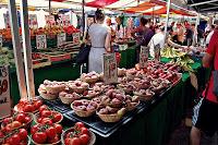 VERDURAS FRESCAS SALTEADAS CON MUSLITOS EN SALSA INDIA DE YOGURT E HIGO VERDURAS FRESCAS SALTEADAS CON MUSLITOS EN SALSA INDIA DE YOGURT E HIGO