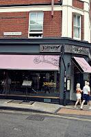 VERDURAS FRESCAS SALTEADAS CON MUSLITOS EN SALSA INDIA DE YOGURT E HIGO VERDURAS FRESCAS SALTEADAS CON MUSLITOS EN SALSA INDIA DE YOGURT E HIGO