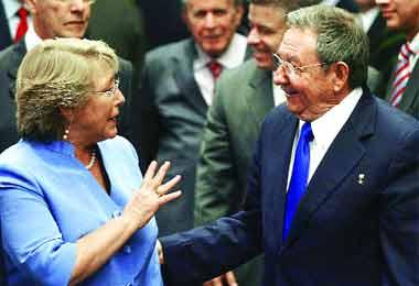Bachelet no, Piñera si recibirá al Presidente Capriles