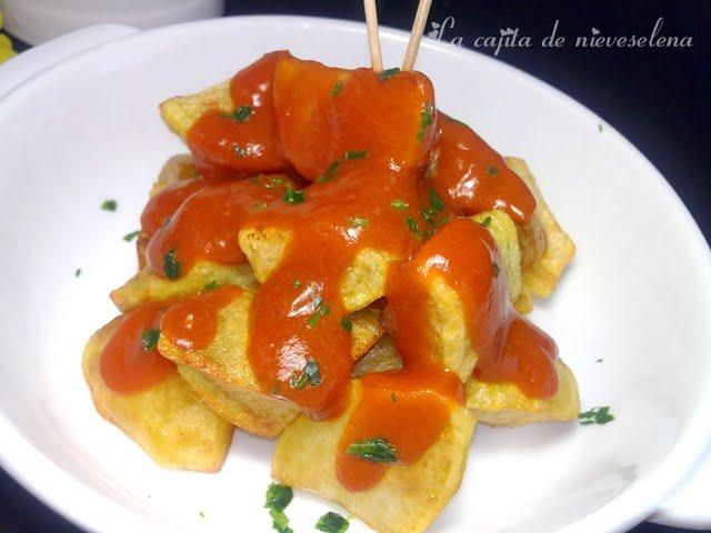 Patatas bravas