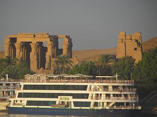 Templo de Sobek y Horus en Kom Ombo Templo de Sobek y Horus en Kom Ombo