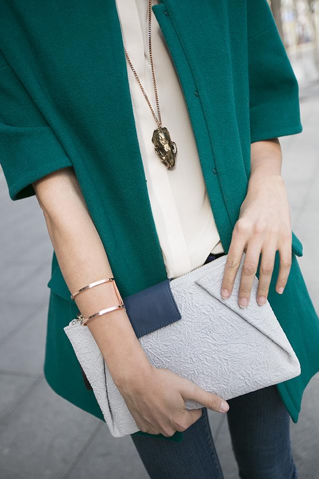 DETAILS - My Fav Clutches OUTFITS, & other stories, lacambra flat plata, lacambra mini chic, Clutch ASOS, vintage clutch, the code clutch metacrilato dorado, cartera azteca zara, cartera naranja zara, snake print leather clutch nine west, Reloj Michael Kors, elena estaun, eleven paris, gemmasu, Pulseras Aristocrazy, cristina blanco, guiadeestilo blog, spanish fashion blogs,