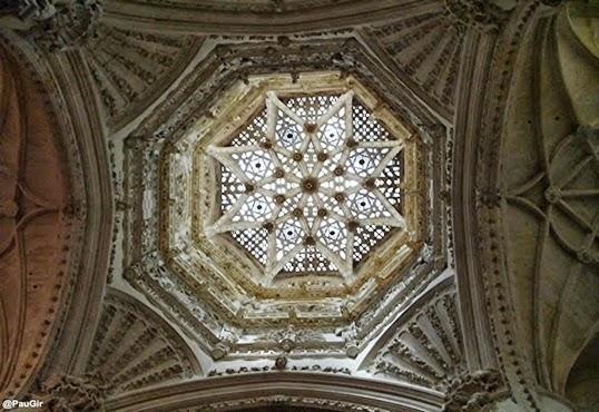 Catedral de Burgos, parada peregrina en el Camino de Santiago Catedral de Burgos, parada peregrina en el Camino de Santiago
