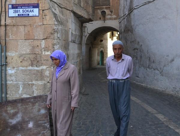Entre el Tigris y el Éufrates: Mis primeros pasos en Medio Oriente Personajes de SanliUrfa