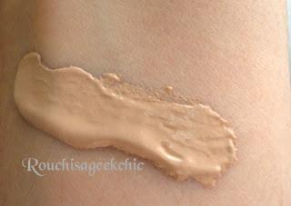 Reseña: base Colorstay Whipped de Revlon. Reseña: base Colorstay Whipped de Revlon.