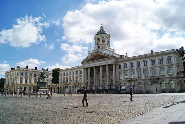 PARTE ALTA: NOTRE DAME, PALACIO DE JUSTICIA Y PALACIO REAL