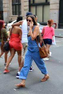 Street style:Overalls