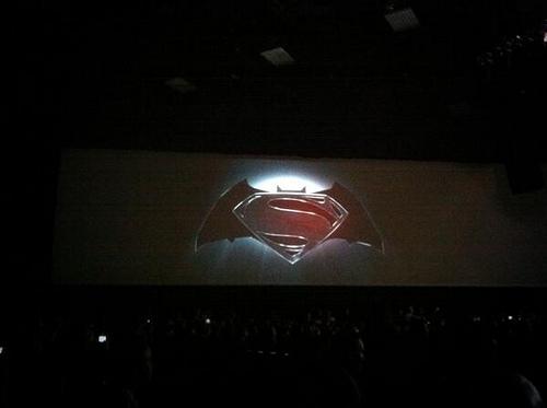 Batman y Superman se verán las caras en 2015 BPpOGnQCcAACSQ0
